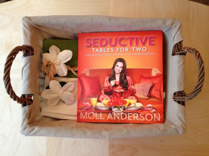 © roastedbeanz.com #SeductiveTablescapes