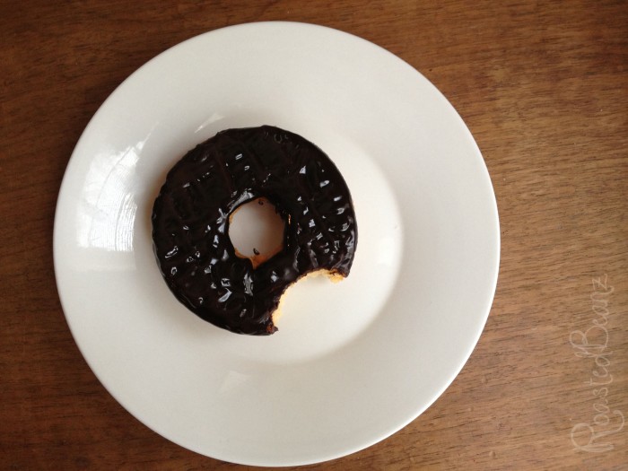 © roastedbeanz.com: The Daily Dine - Nutrisystem Chocolate Glazed Donut