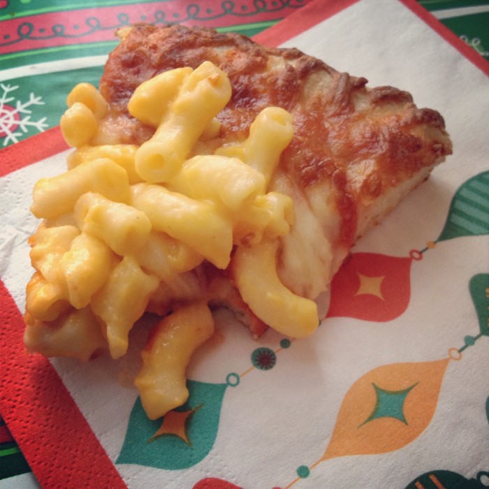 Roasted Beanz: Mac-n-Cheese Pizza  #HolidayReady #shop #cbias 