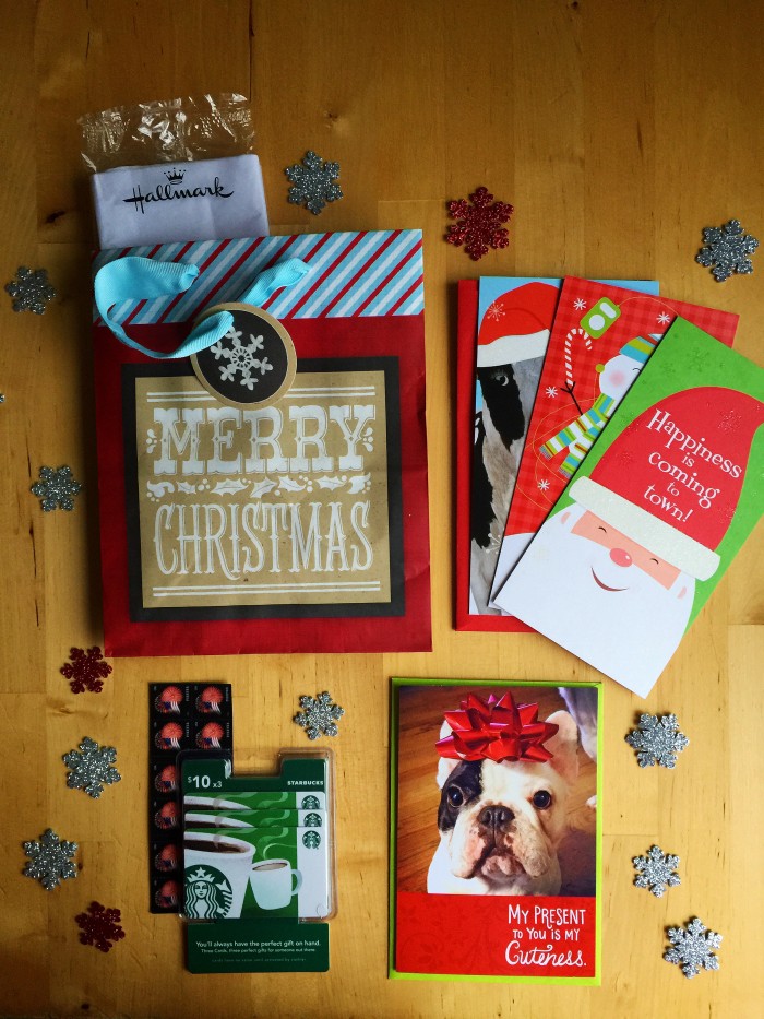 Keep Christmas Covered With A Gift Card Present That Keeps Giving © www.roastedbeanz.com #SendHallmark #ad #CollectiveBias #shop 