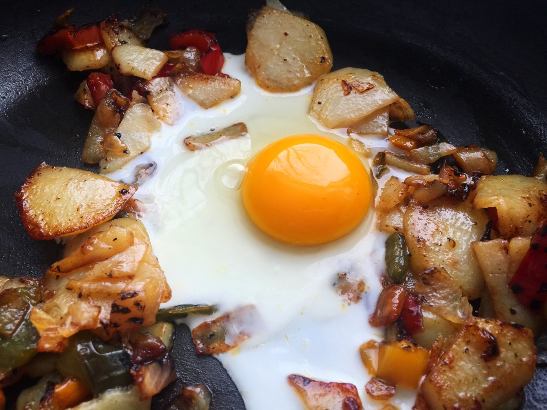 Easy Breakfast Burrito Recipe With Potatoes Roasted Beanz