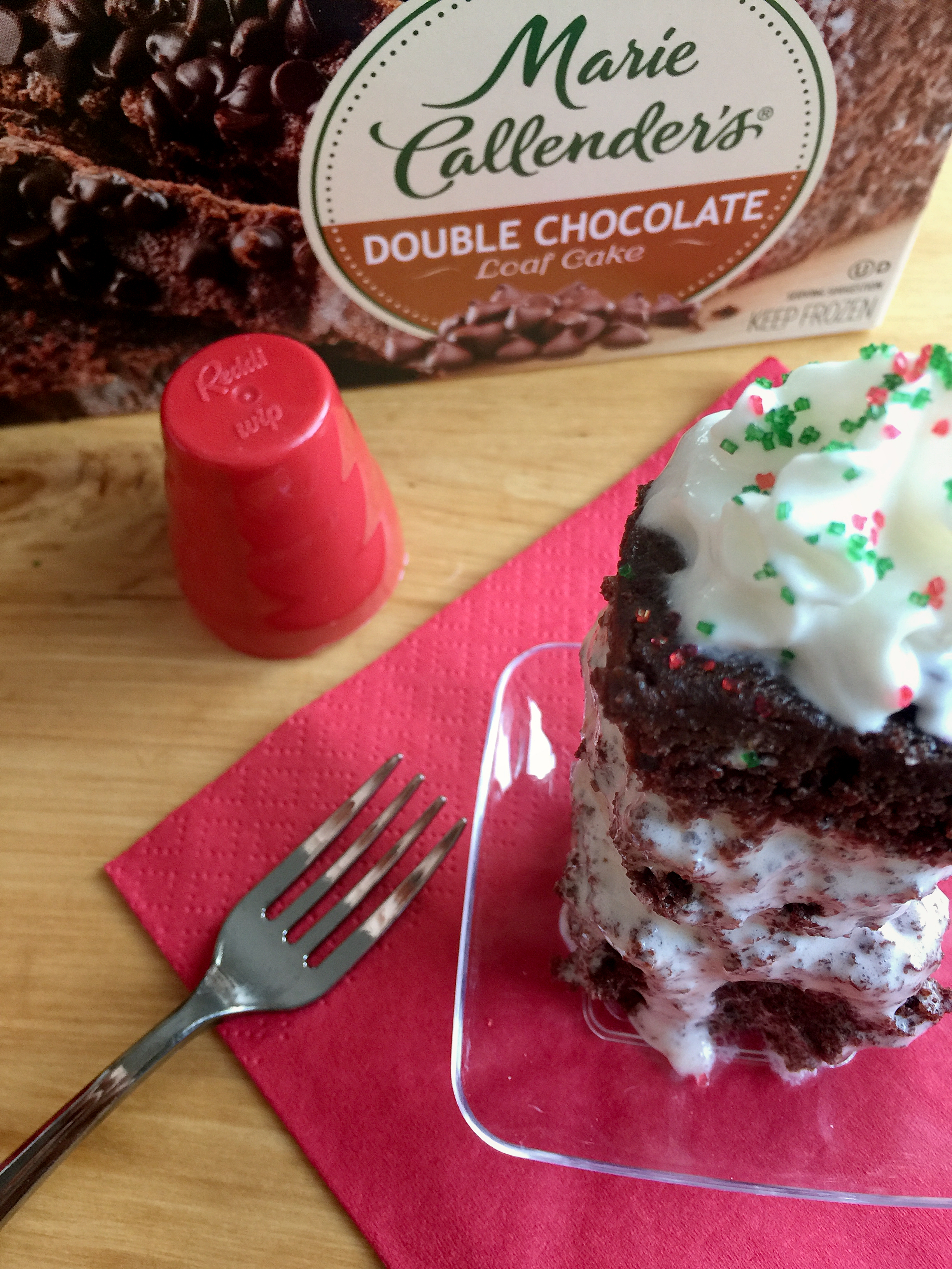 Trim The Tree With This Easy Double Chocolate Loaf Ice Cream Cake Recipe ©www.roastedbeanz.com [AD] #ServingUpTheSeason
